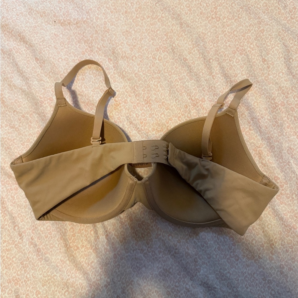 SKIMS Fits everybody bra - Picture 6 of 15